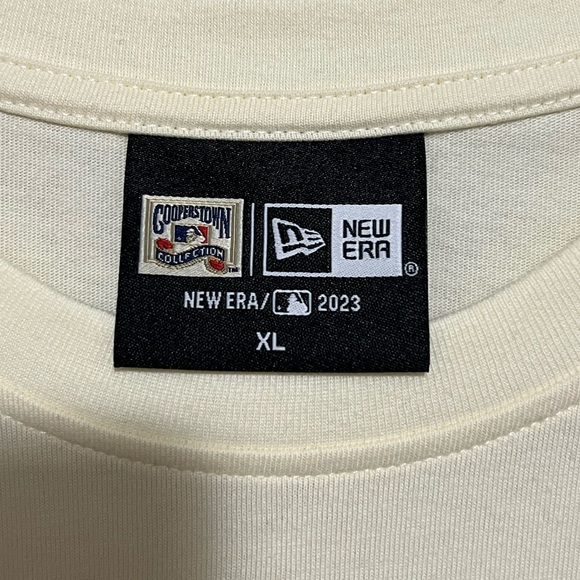 New Era Men’s Camp Short Sleeve T-Shirt NWT - Picture 8 of 9